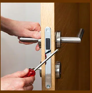 Bell Locksmith Service Bell, CA 323-803-1728 - 8-new-lock-installation
